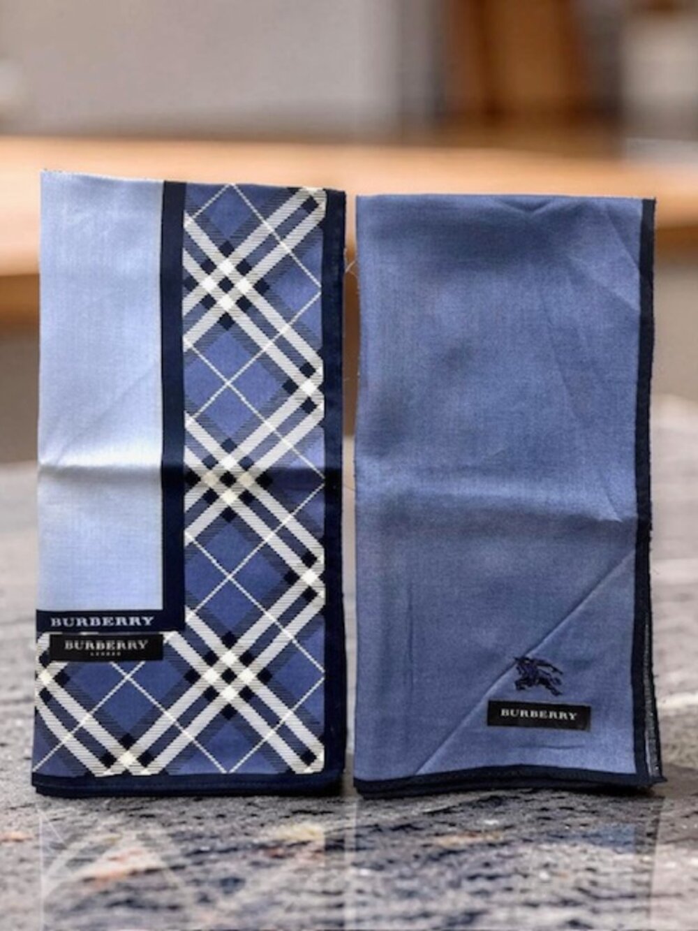 2 New Burberrys Men Handkerchiefs 19.5" Contton made Blue Black Nova check (93)